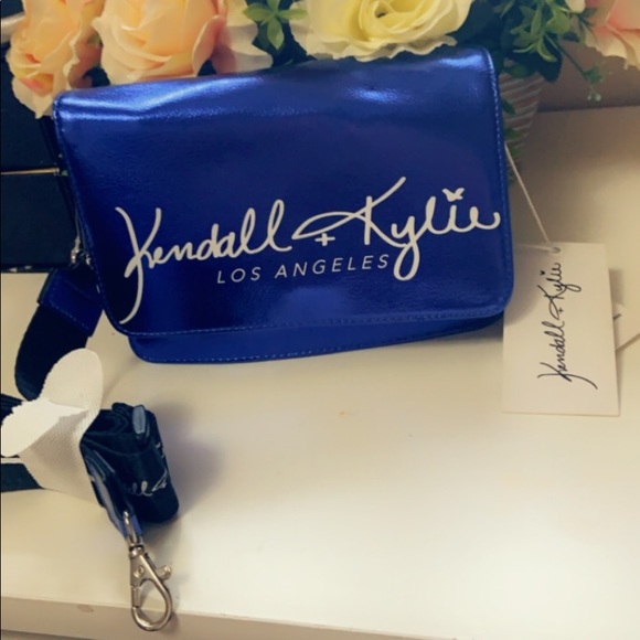 Bag - Picture 2 of 3